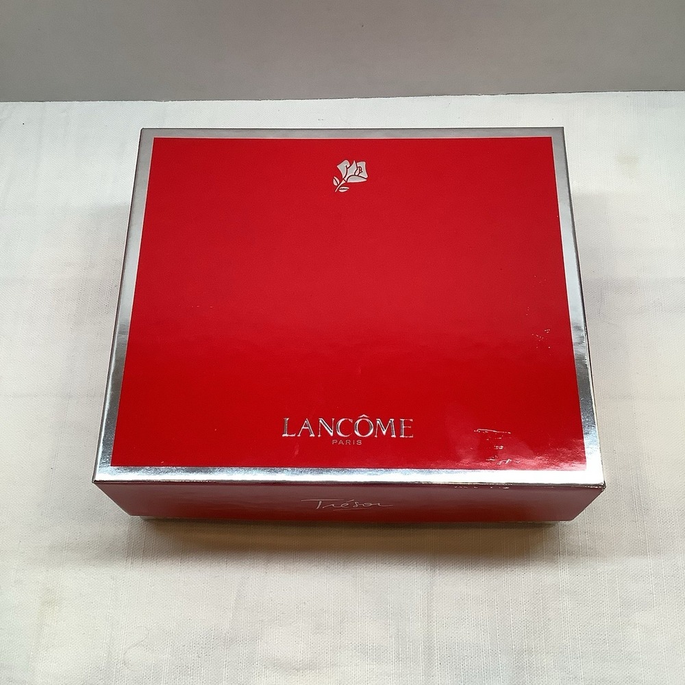 Tresor Lancôme Perfume Lotion Empty Red Gift Box 8x8.5